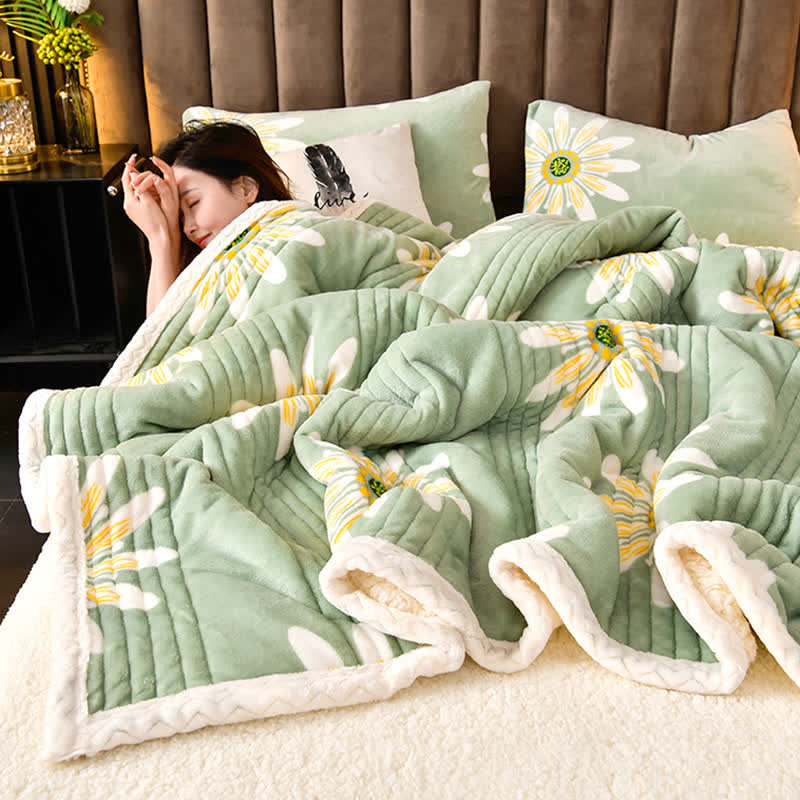 Floral Pattern Plush Blanket